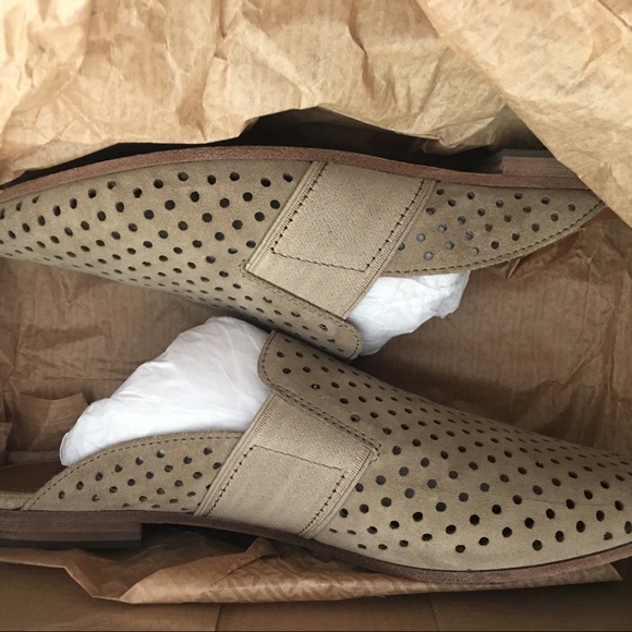 FRYE TERRI PERF GORE MULE 9.5 ASH - Picture 3 of 6